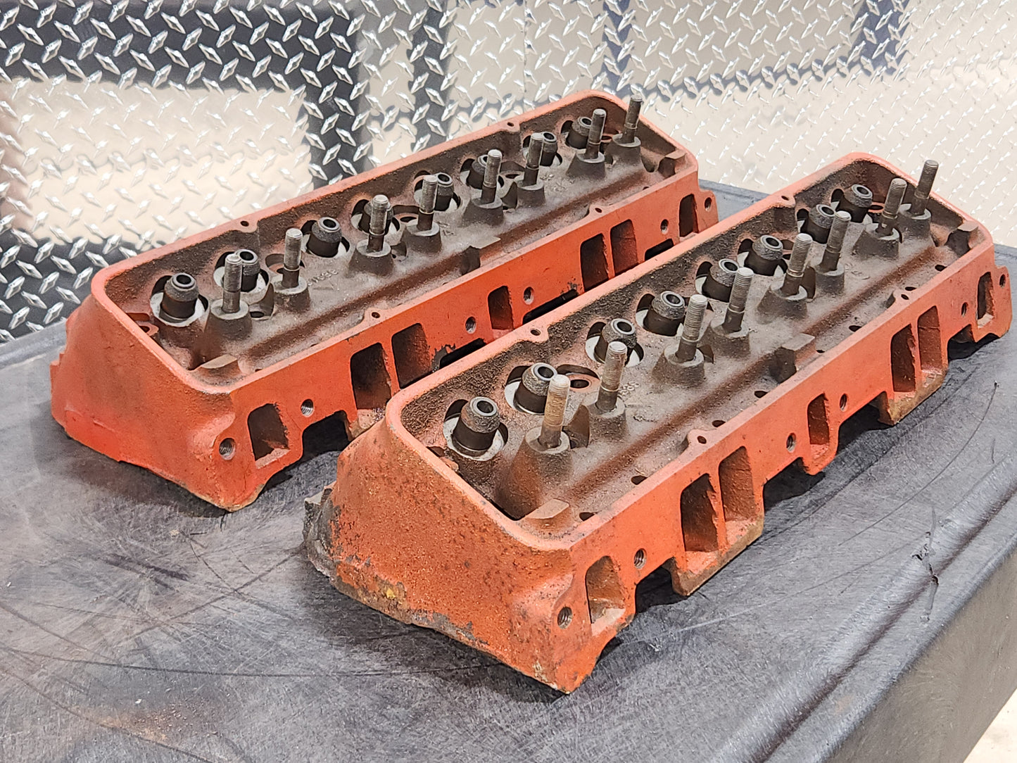 1957 Chevy Corvette 283 SB Fuelie Cylinder Heads 3731539 Date Code J176